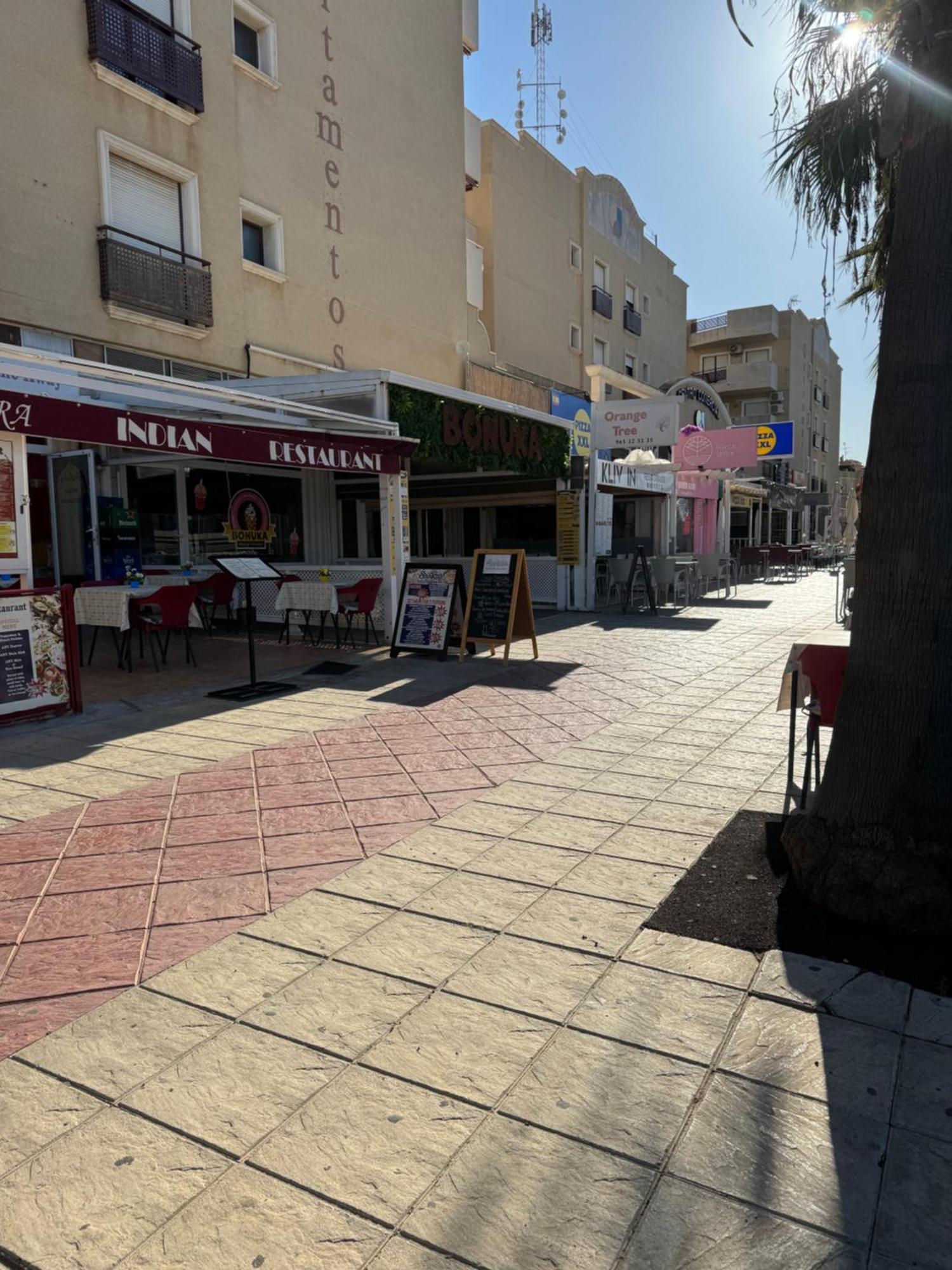 Lovely Apartment In Cabo Roig Near Beach Orihuela Eksteriør bilde